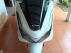 Honda PCX160 2025