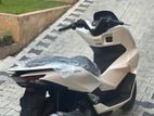 Honda PCX160 2025