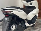 Honda PCX160 japan 2025