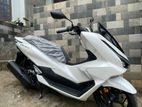 Honda PCX160 2025