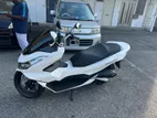 Honda PCX160 2024