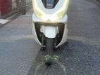 Honda PCX160 2025