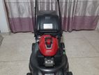 Honda self propelled lawn mower