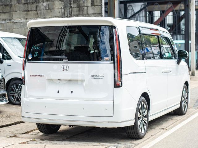 Honda Step Wagon 2024 photo 5