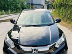 Honda Vezel 2017 for Rent