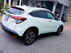 Honda Vezel for Rent