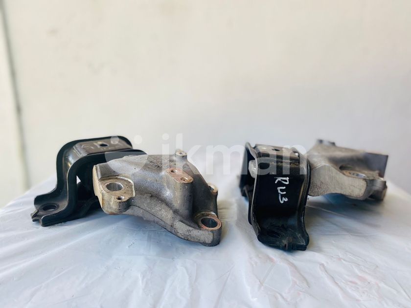 Honda vezel gear box mount for Sale in Pannipitiya ikman