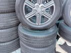 Honda vezel RV5 Alloy wheels with tires