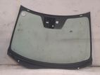 Honda Vezel Windscreen - Reconditioned