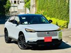 Honda Vezel Z Play 4way 10sp B/N 2025