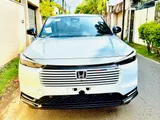 Honda Vezel Z Play Moon Roof 2025