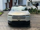 Honda Vezel Z PLAY - MOON ROOF 2025