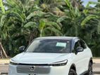 Honda Vezel Z PLAY MOONROOF 2025