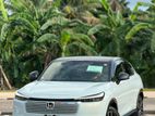 Honda Vezel Z Play Moonroof 2025
