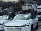 Honda Vezel Z PLAY MOONROOF 2025