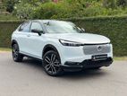 Honda Vezel Z Play Moonroof B/N 2025