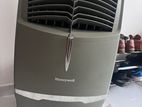 Honeywell CL30XC Evaporative Air Cooler (30L tank).