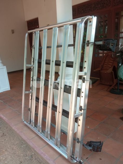 Van Hood Rack for Sale in Bandaragama | ikman