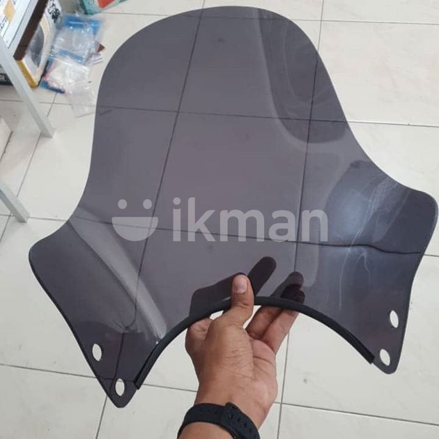 Jade CB400 Motorcycle Windshield for Sale in Talawatugoda ikman