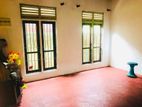 Hosue in Kadawatha Kirillawala - 900 meters Kandy Rd