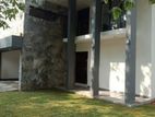 HOUSE FOR RENT IN BATTARAMULLA (FILE NO 3465B)