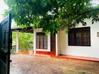 House for Rent in Batuwatta