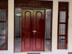 HOUSE FOR RENT IN COLOMBO 5 ( FILE NUMBER 2752B )OFF COLAMBAGE MAWATHA