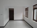 HOUSE FOR RENT IN MOUNT LAVINIA - CH1239