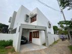 House For Rent In Nugegoda - 3187U