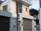 House For Rent in Park Road Rathmalana Colombo