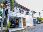HOUSE FOR RENT IN THALAWATHUGODA (Unfurnished)