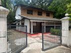 House for rent with Large Garden Near Gateway College Nawala [ 1116C ]