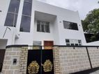 House for Sale Athurugiriya