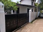 House for sale in Alubomulla