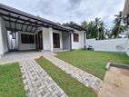 House for Sale in Athurugiriya