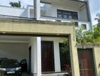 House For Sale in Athurugiriya