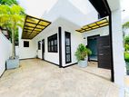 House for Sale in Athurugiriya