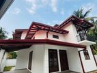 House for Sale in Athurugiriya