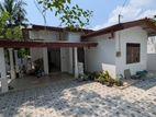 House for sale in Athurugiriya