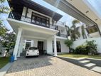 House for Sale in Athurugiriya