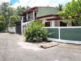 House for Sale in Athurugiriya