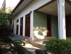 House for Sale in Boralesgamuwa (File No - 1043 A)