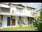 House for Sale in Colombo 05 (C7-3959)