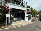 House for sale in Dehiwala
