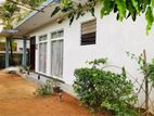 House For Sale in Kaduwela - With 1st Floor Slab
