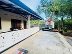 House for Sale in Kahathuduwa Area