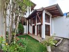 House for Sale in Kandy (C7-3689)