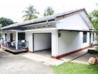 House for sale in Kurunegala Colombo Rd