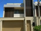 House for sale in mount lavinia - Gated community