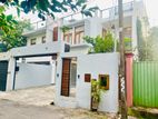 House for Sale in Near Thalawathugoda Colour Light
